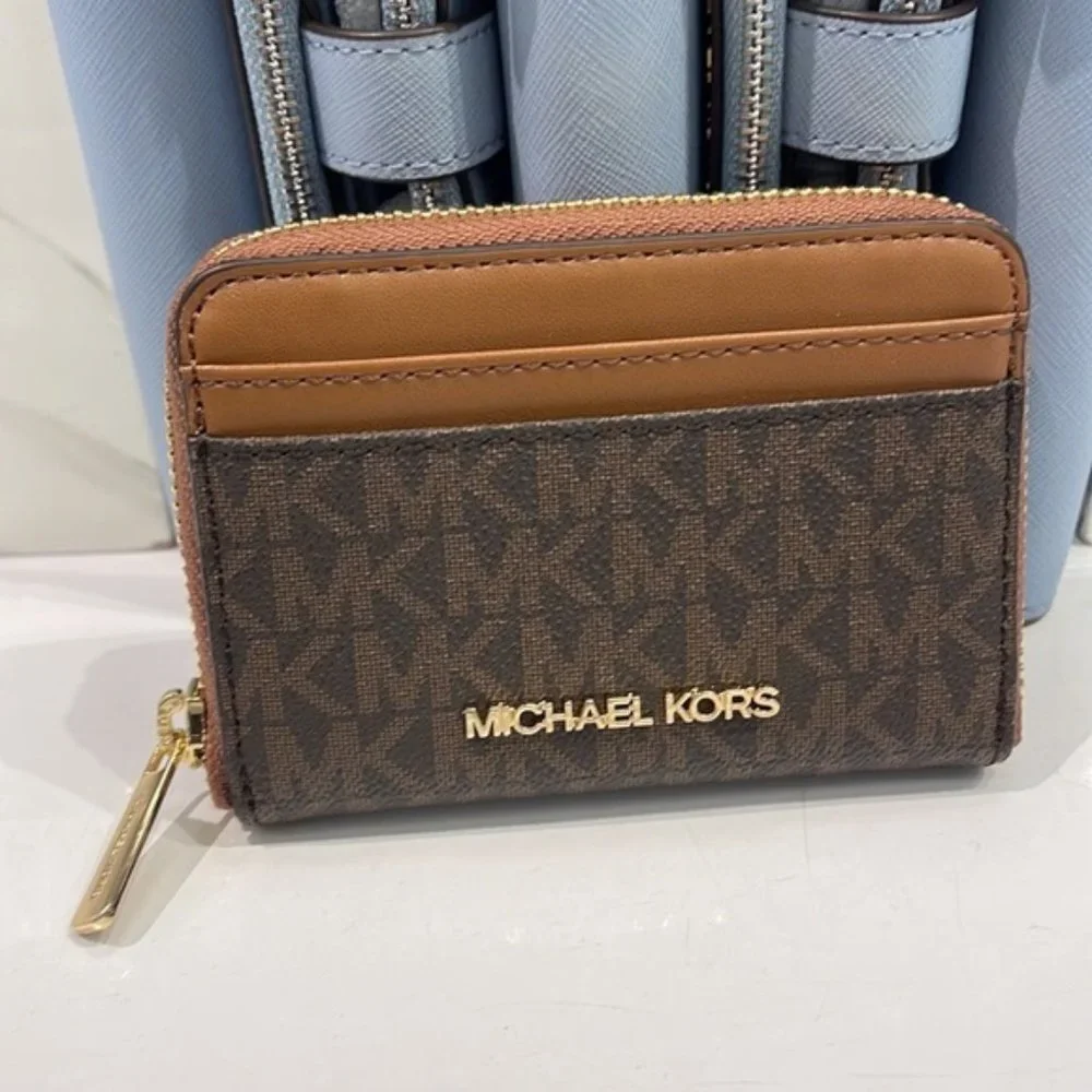 Michael Kors Jet Set Travel Medium Zip Around Card Case Brown - Picture 16 of 16